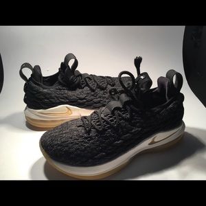 Men’s Nike LeBron 15 Athletic Shoes Sz 8M Black